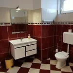 Guest house Pensiunea Hora