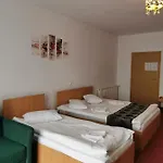 Pensiunea Hora 3* Braşov
